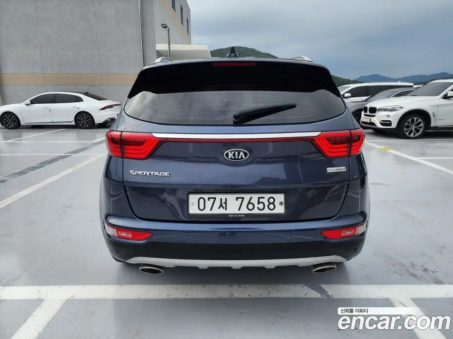 Kia Sportage 2018 2.0 автомат (гидро), фото 4