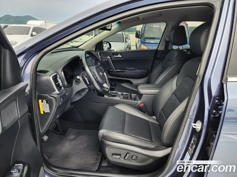 Kia Sportage 2018 2.0 автомат (гидро), фото 10
