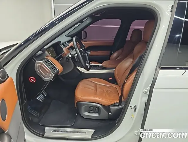 Land Rover Range Rover Sport 2016 3.0 автомат (гидро), миниатюра 11