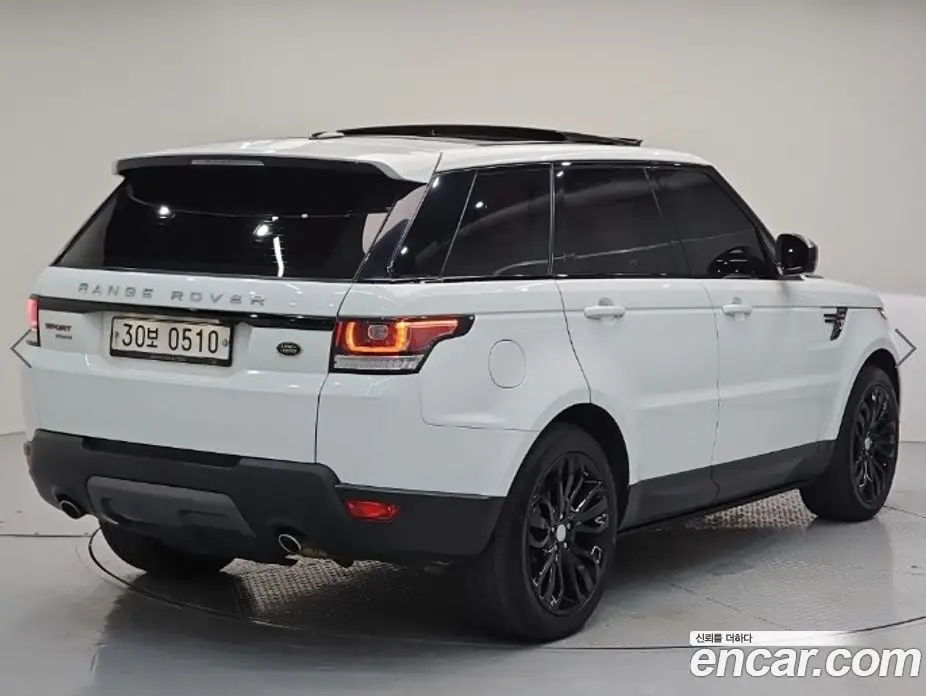 Land Rover Range Rover Sport 2016 3.0 автомат (гидро), фото 4