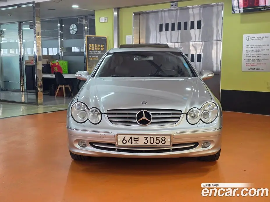 Mercedes-Benz CLK-Class 2002 3.2 АКПП, фото 3