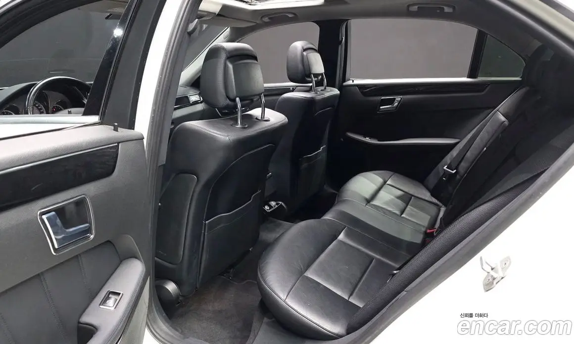 Mercedes-Benz E-Class 2010 2.1 автомат (гидро), фото 12