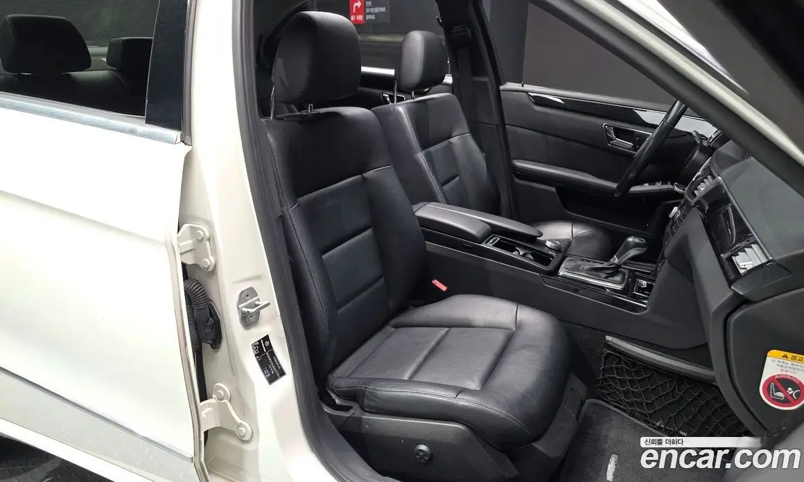 Mercedes-Benz E-Class 2010 2.1 автомат (гидро), фото 10