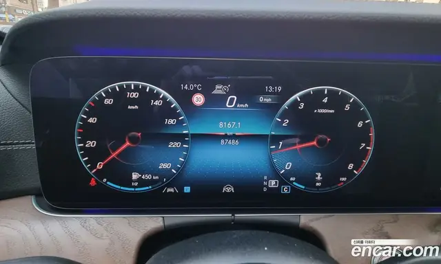 Mercedes-Benz E-Class 2020 2.0 автомат (гидро), миниатюра 8