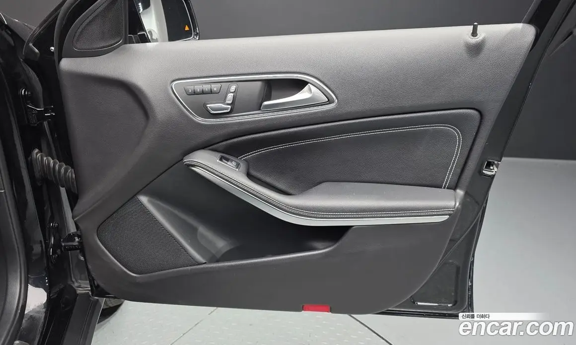 Mercedes-Benz GLA-Class 2019 2.0 автомат (гидро), фото 14 Mercedes-Benz GLA-Class 2019 2.0 автомат (гидро), фото 14