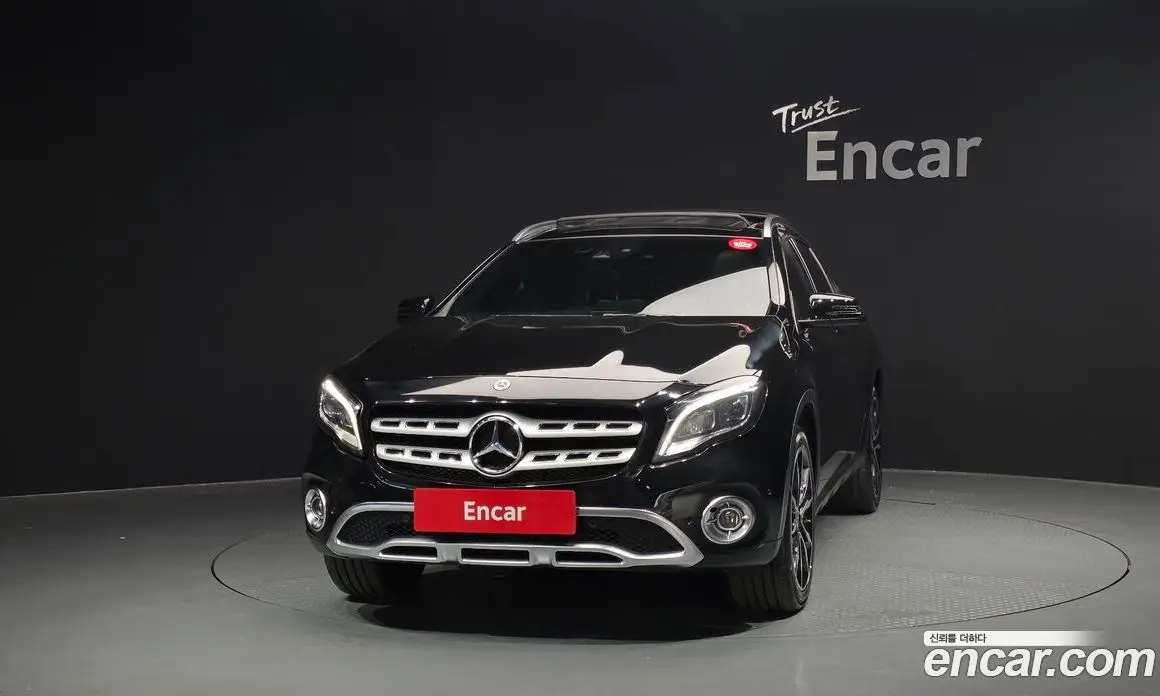 Mercedes-Benz GLA-Class 2019 2.0 автомат (гидро), фото 3 Mercedes-Benz GLA-Class 2019 2.0 автомат (гидро), фото 3