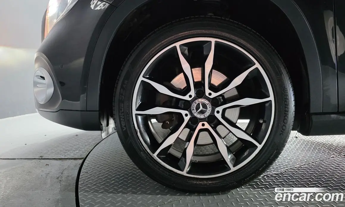 Mercedes-Benz GLA-Class 2019 2.0 автомат (гидро), фото 5 Mercedes-Benz GLA-Class 2019 2.0 автомат (гидро), фото 5