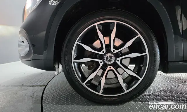 Mercedes-Benz GLA-Class 2019 2.0 автомат (гидро), миниатюра 5 Mercedes-Benz GLA-Class 2019 2.0 автомат (гидро), миниатюра 5