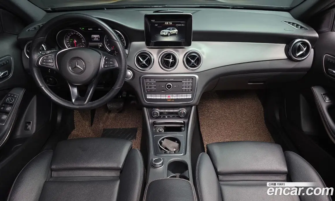 Mercedes-Benz GLA-Class 2019 2.0 автомат (гидро), фото 10 Mercedes-Benz GLA-Class 2019 2.0 автомат (гидро), фото 10