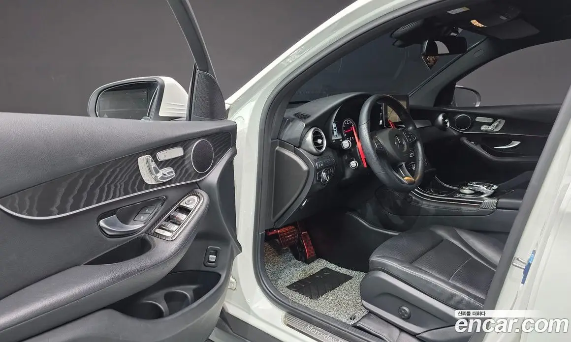 Mercedes-Benz GLC-Class 2019 2.0 автомат (гидро), фото 13 Mercedes-Benz GLC-Class 2019 2.0 автомат (гидро), фото 13