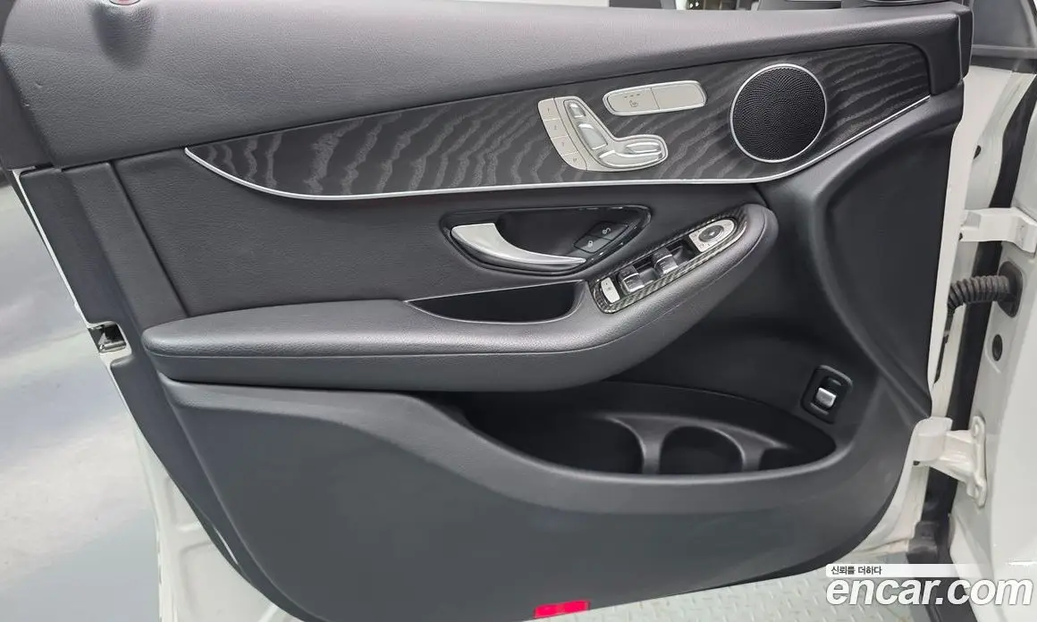 Mercedes-Benz GLC-Class 2019 2.0 автомат (гидро), фото 14 Mercedes-Benz GLC-Class 2019 2.0 автомат (гидро), фото 14