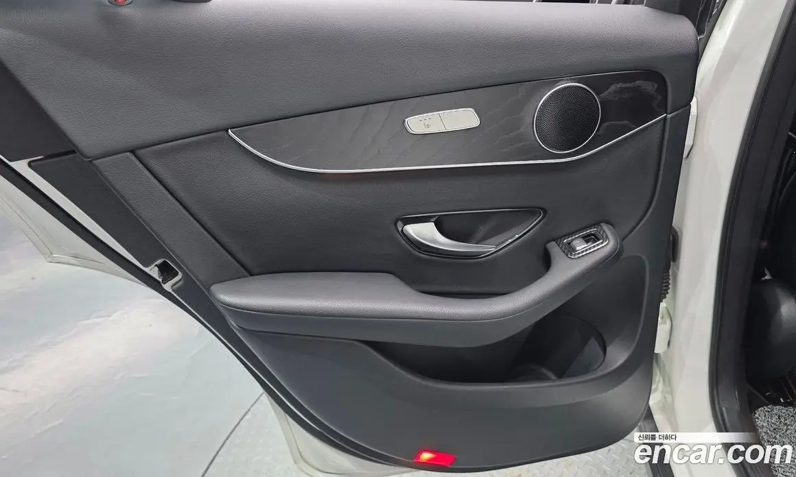 Mercedes-Benz GLC-Class 2019 2.0 автомат (гидро), фото 15 Mercedes-Benz GLC-Class 2019 2.0 автомат (гидро), фото 15