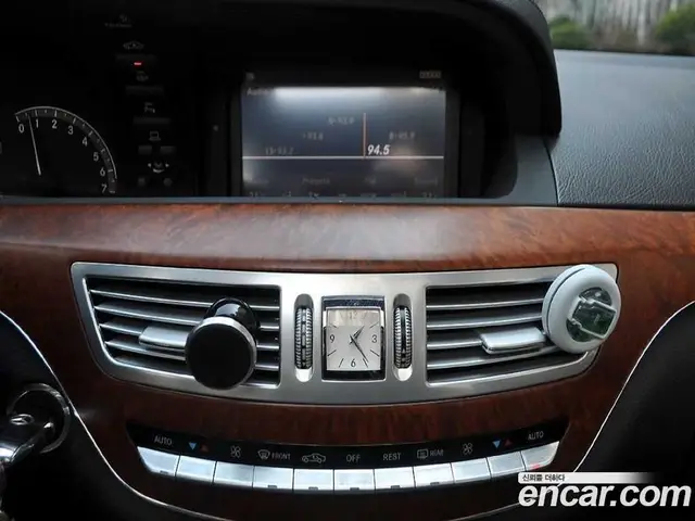 Mercedes-Benz S-Class 2005 3.5 автомат (гидро), миниатюра 7