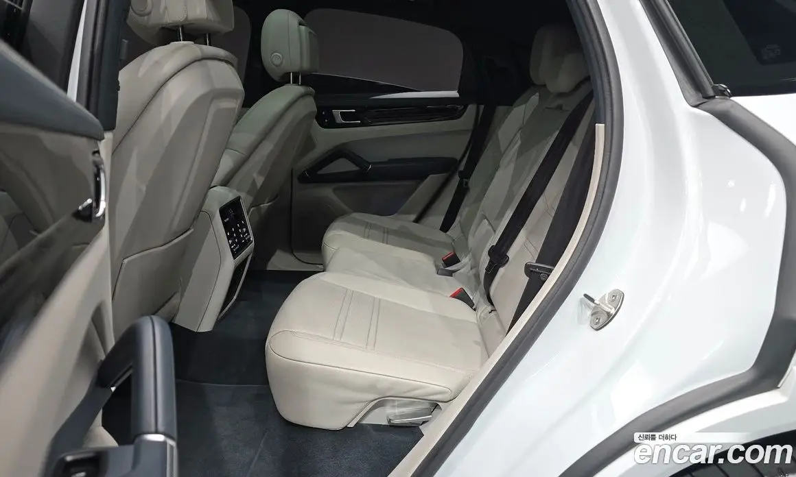 Porsche Cayenne 2021 3.0 автомат (гидро), фото 18