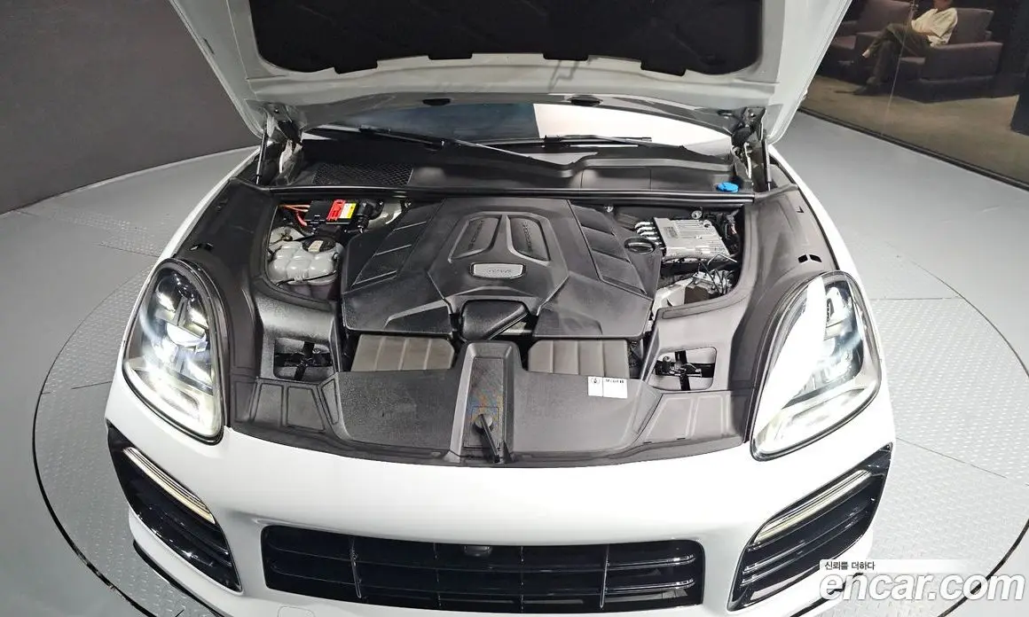 Porsche Cayenne 2021 3.0 автомат (гидро), фото 6