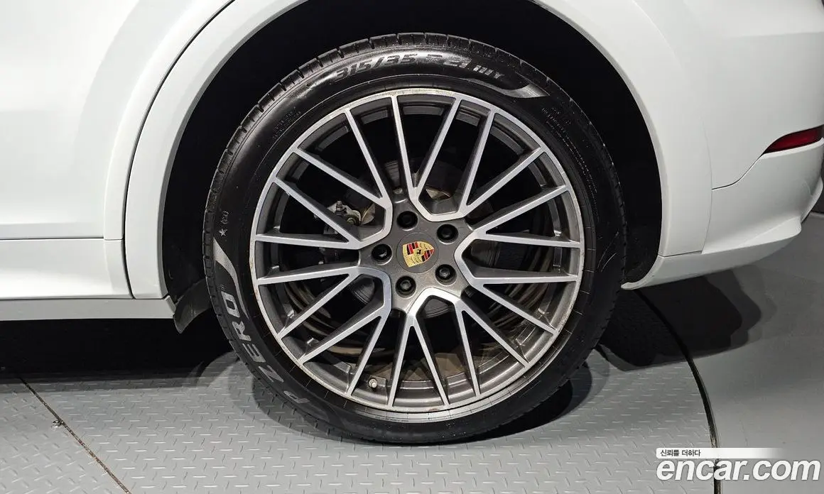 Porsche Cayenne 2021 3.0 автомат (гидро), фото 7