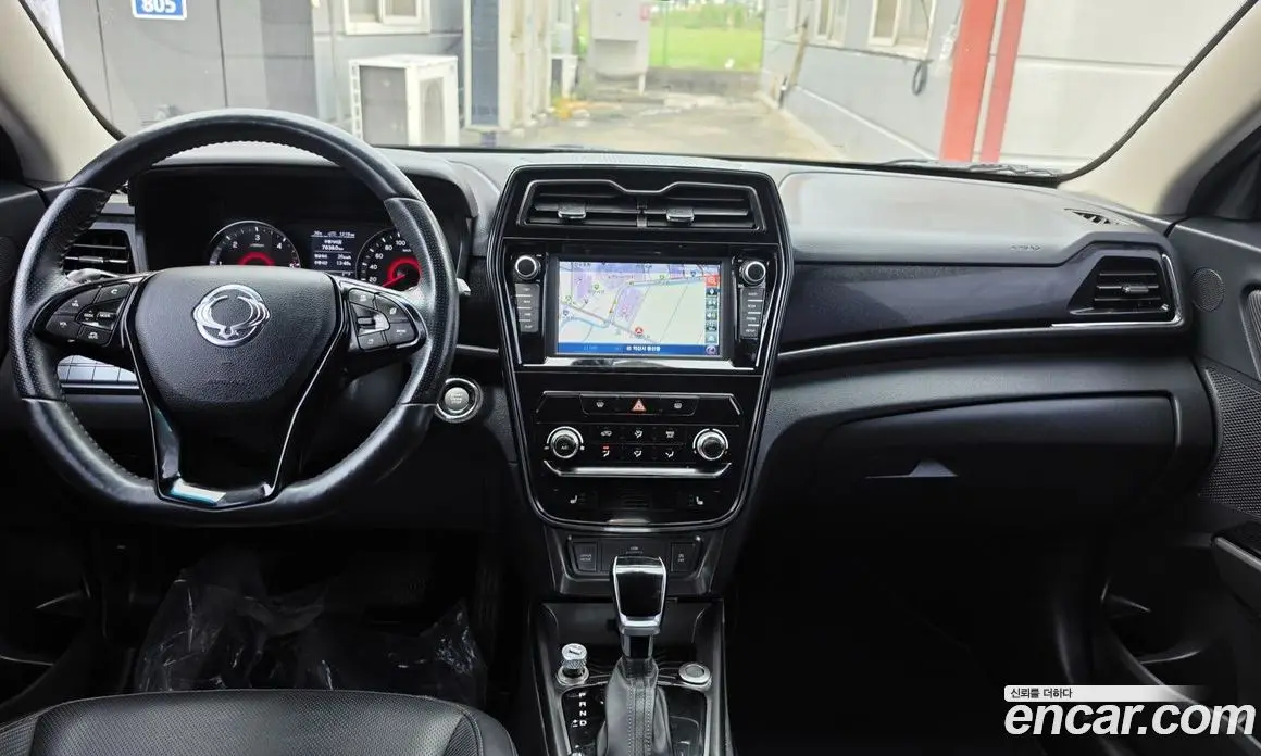SsangYong TIBOLI 2019 1.6 автомат (гидро), фото 11
