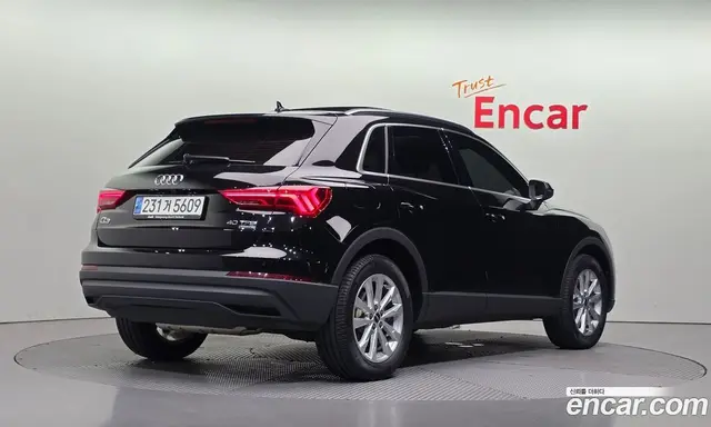Audi Q3 2023 2.0 автомат (гидро), миниатюра 2