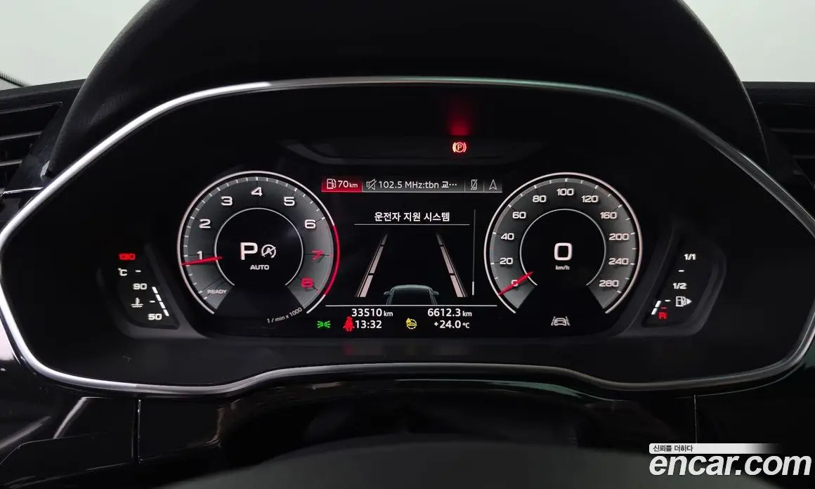 Audi Q3 2023 2.0 автомат (гидро), фото 11