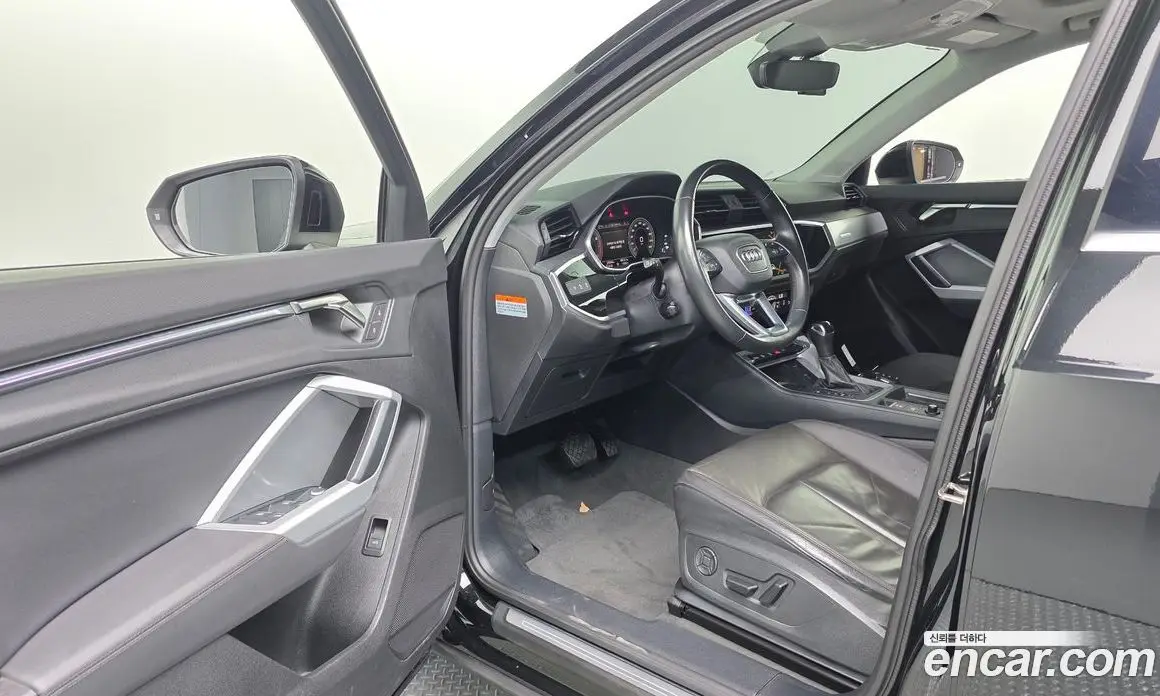 Audi Q3 2023 2.0 автомат (гидро), фото 18