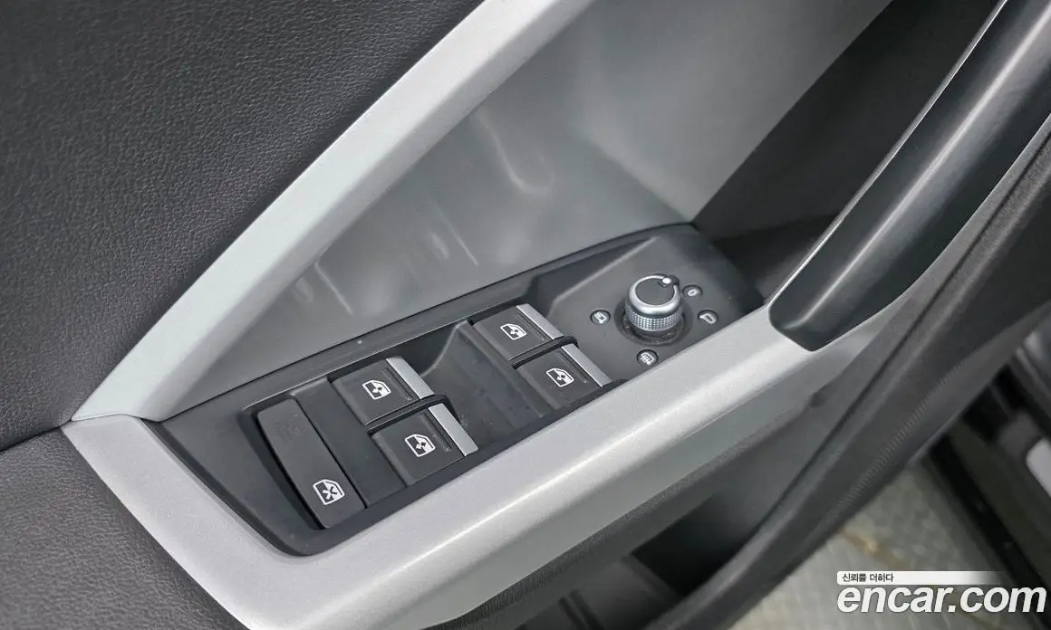 Audi Q3 2023 2.0 автомат (гидро), фото 19