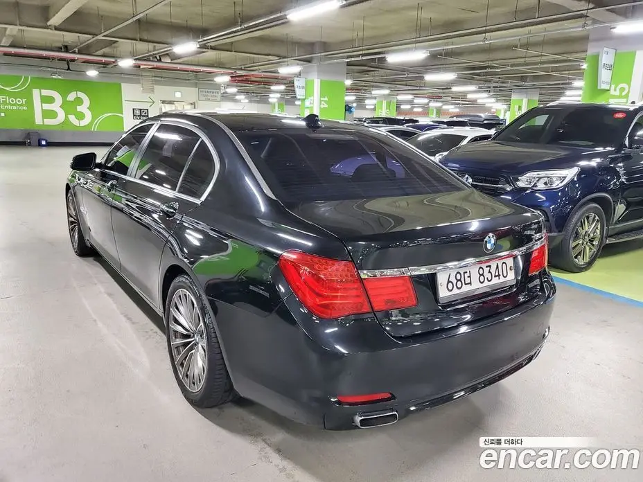 BMW 7 серия 2012 4.4 автомат (гидро), фото 3 BMW 7 серия 2012 4.4 автомат (гидро), фото 3