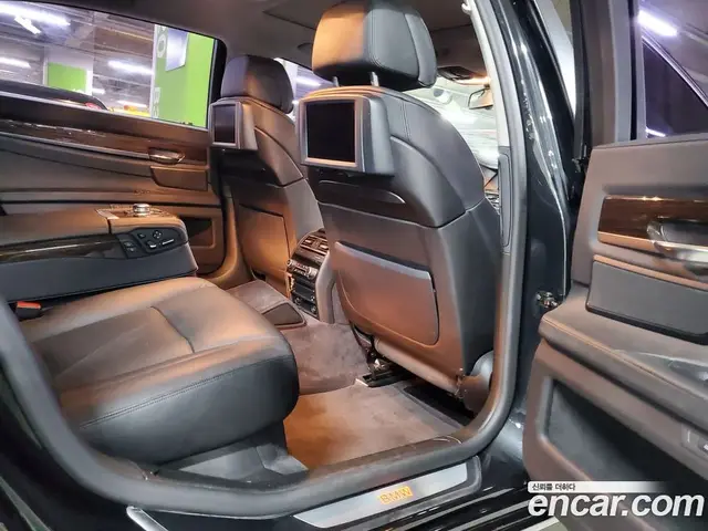 BMW 7 серия 2012 4.4 автомат (гидро), миниатюра 8 BMW 7 серия 2012 4.4 автомат (гидро), миниатюра 8