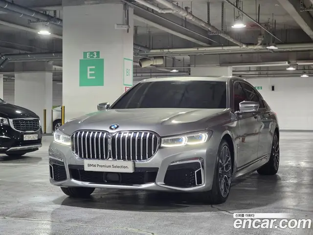 BMW 7 серия, 2022, 71 877 км