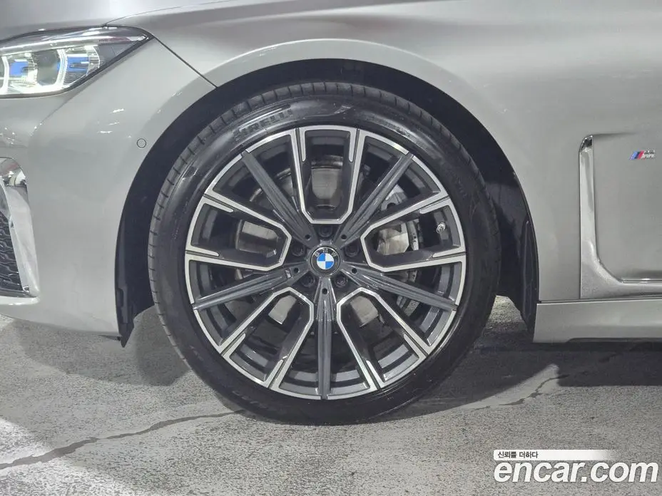 BMW 7 серия 2022 3.0 автомат (гидро), фото 5