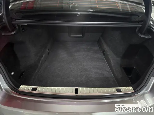 BMW 7 серия 2022 3.0 автомат (гидро), миниатюра 7