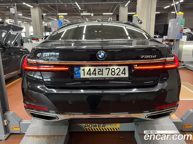 BMW 7 серия 2022 3.0 автомат (гидро), миниатюра 2