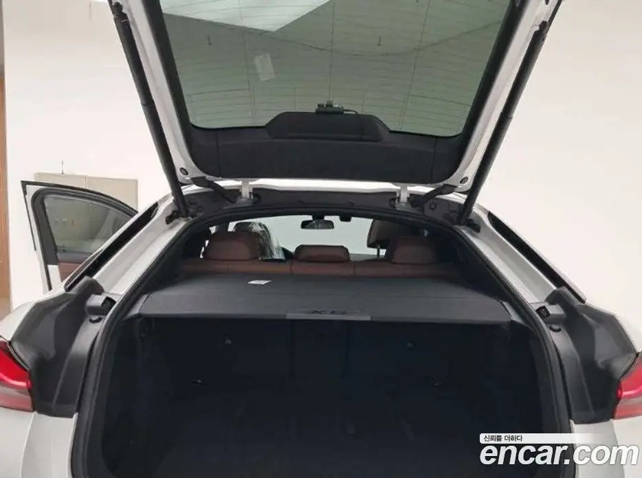 BMW X6 2021 3.0 автомат (гидро), фото 17