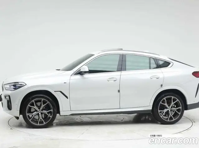 BMW X6 2021 3.0 автомат (гидро), миниатюра 3