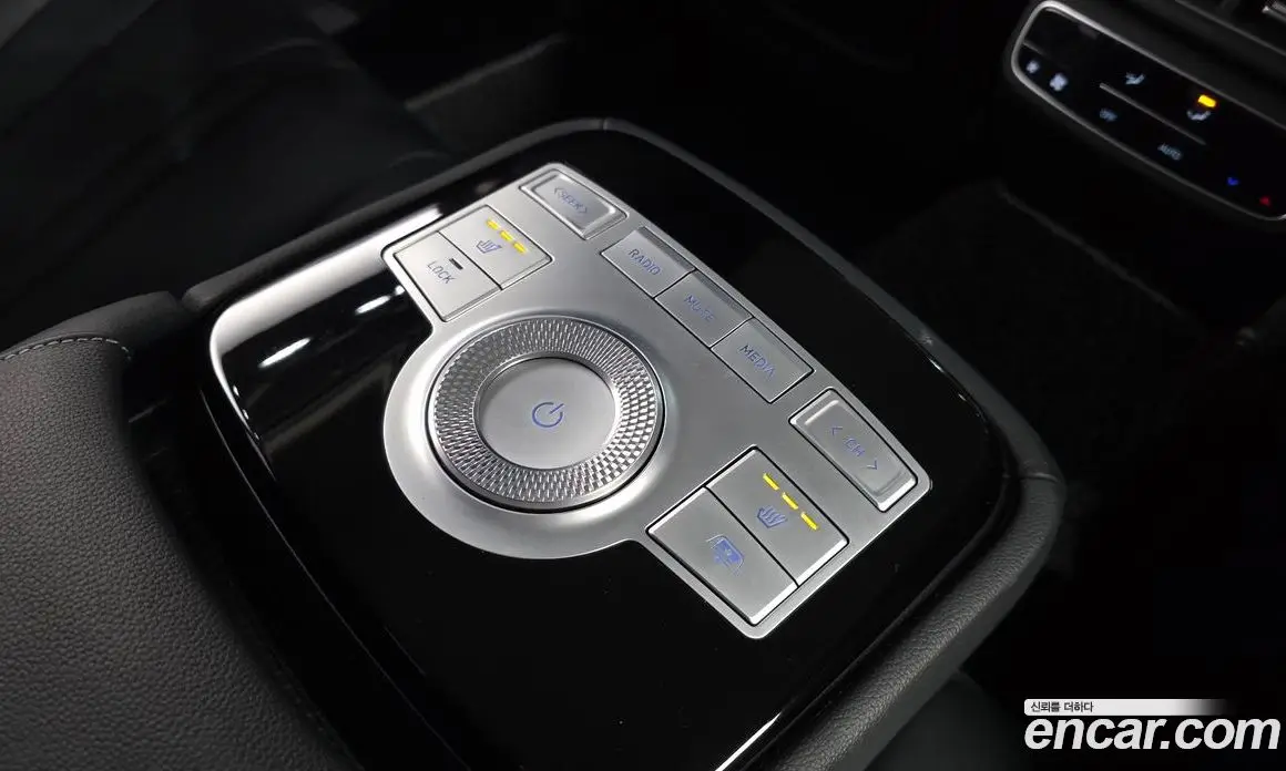 Genesis G80 2021 2.2 автомат (гидро), фото 19