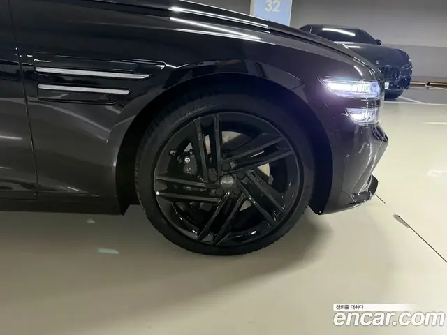Genesis G80 2025 2.5 автомат (гидро), миниатюра 11