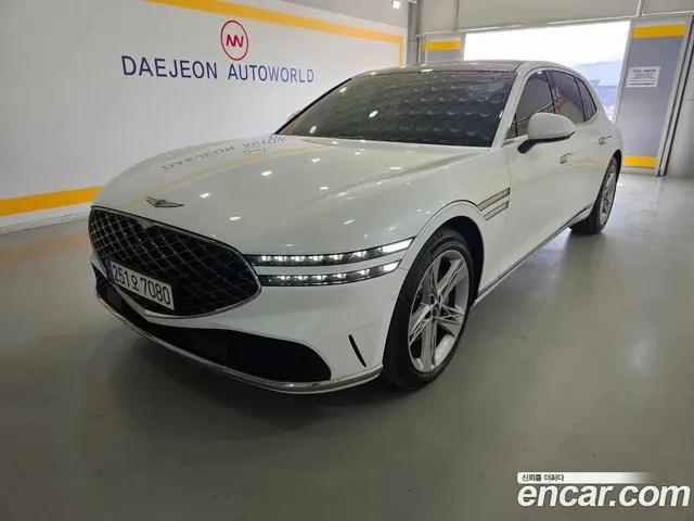 Genesis G90, 2022, 87 828 км