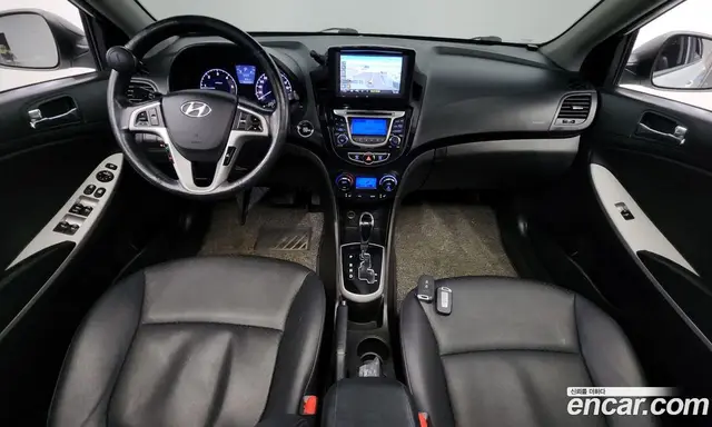 Hyundai Accent 2013 1.6 автомат (гидро), миниатюра 7