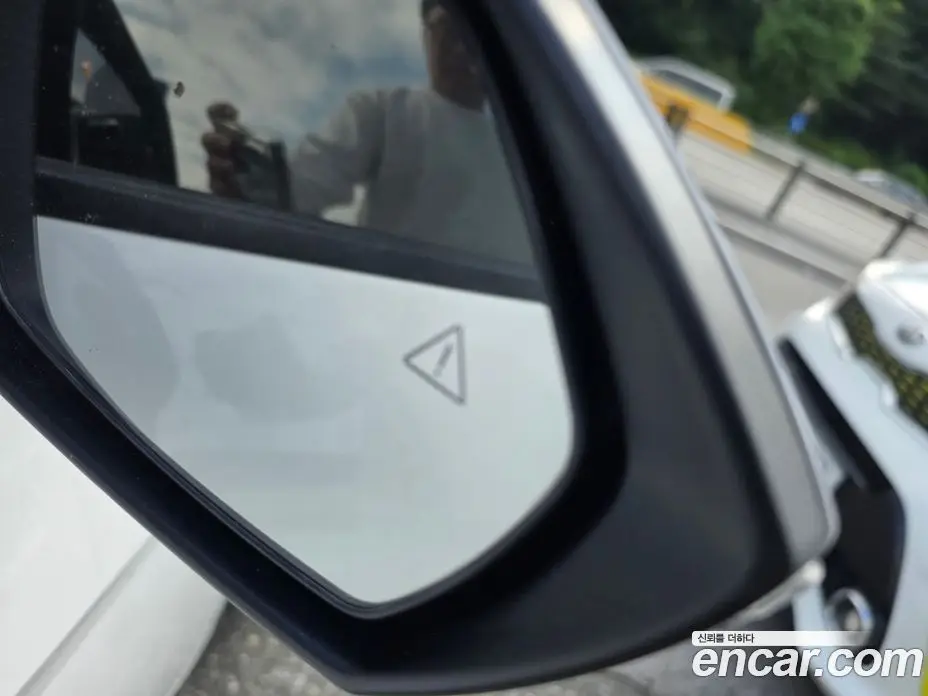 Hyundai Avante 2023 1.6 автомат (гидро), фото 20