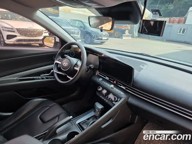Hyundai Avante 2023 1.6 автомат (гидро), миниатюра 10
