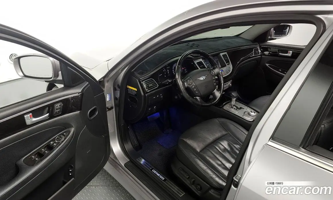 Hyundai Genesis 2012 3.3 автомат (гидро), фото 11