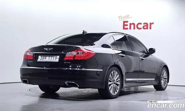 Hyundai Genesis 2013 3.3 автомат (гидро), миниатюра 2 Hyundai Genesis 2013 3.3 автомат (гидро), миниатюра 2