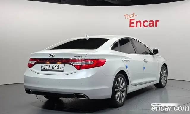 Hyundai Grandeur 2015 2.4 автомат (гидро), миниатюра 2