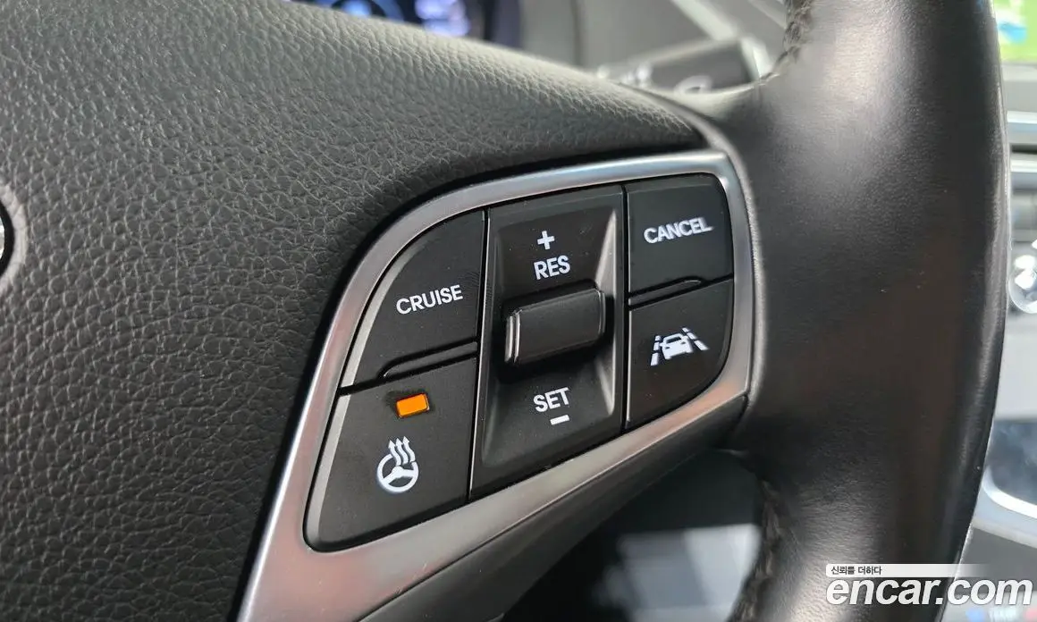 Hyundai Grandeur 2015 2.4 автомат (гидро), фото 14