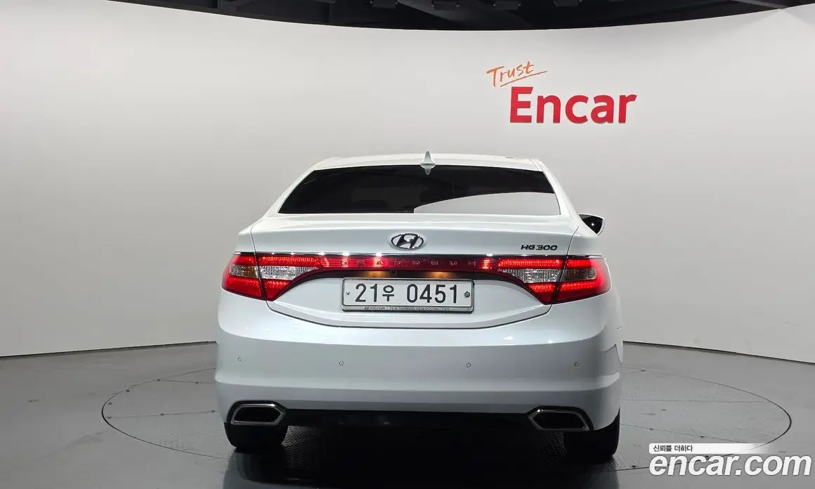 Hyundai Grandeur 2015 2.4 автомат (гидро), фото 4
