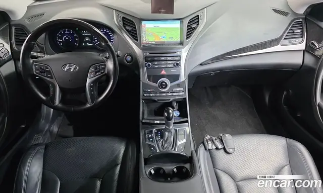 Hyundai Grandeur 2015 2.4 автомат (гидро), миниатюра 7