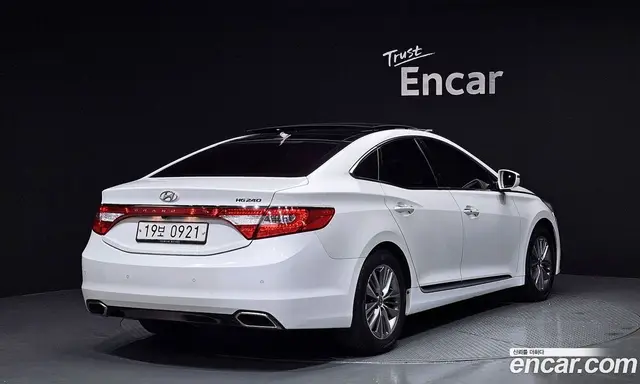 Hyundai Grandeur 2016 2.4 автомат (гидро), миниатюра 2