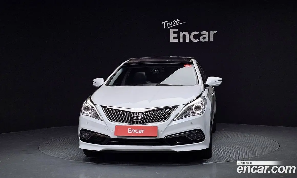 Hyundai Grandeur 2016 2.4 автомат (гидро), фото 3