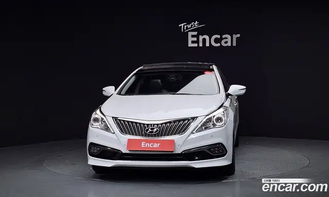 Hyundai Grandeur 2016 2.4 автомат (гидро), миниатюра 3