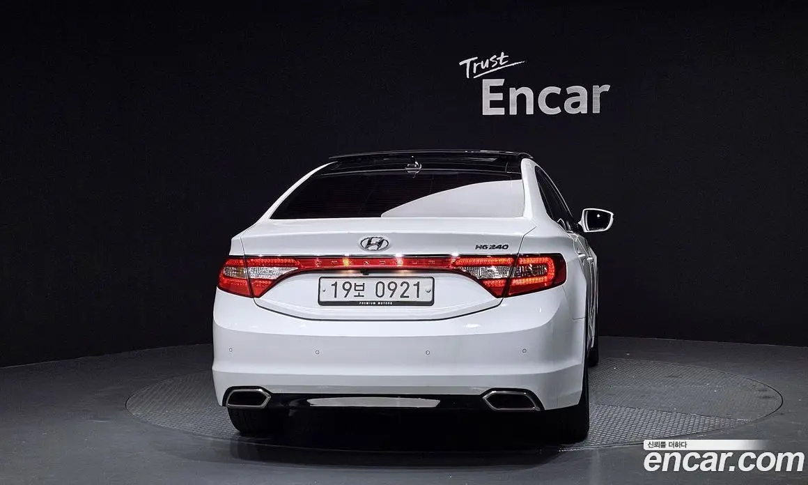Hyundai Grandeur 2016 2.4 автомат (гидро), фото 4