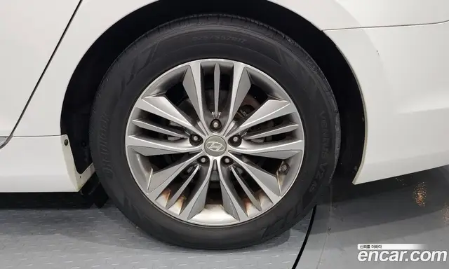 Hyundai Grandeur 2016 2.4 автомат (гидро), миниатюра 5